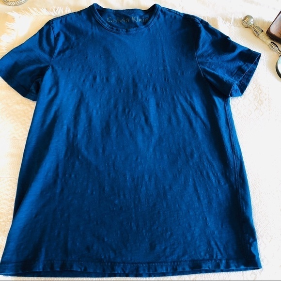 Calvin Klein Tee Shirt Cobalt Blue Logo Short Sleeve Men's size Medium - Picture 5 of 9